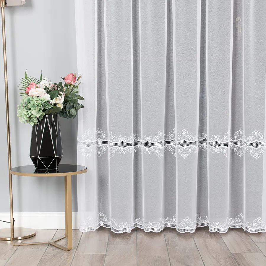 Firanka z aplikacją gipiurową 040613