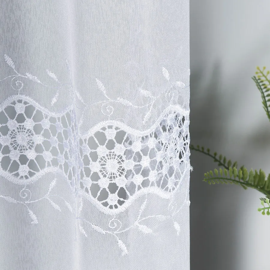 Firanka z aplikacją gipiurową 089060