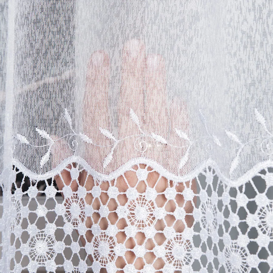 Firanka z aplikacją gipiurową 089060