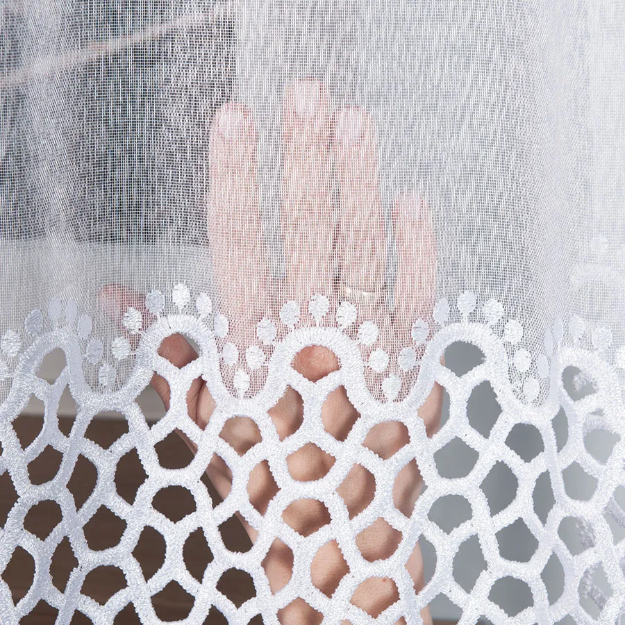 Firanka z aplikacją gipiurową 008897