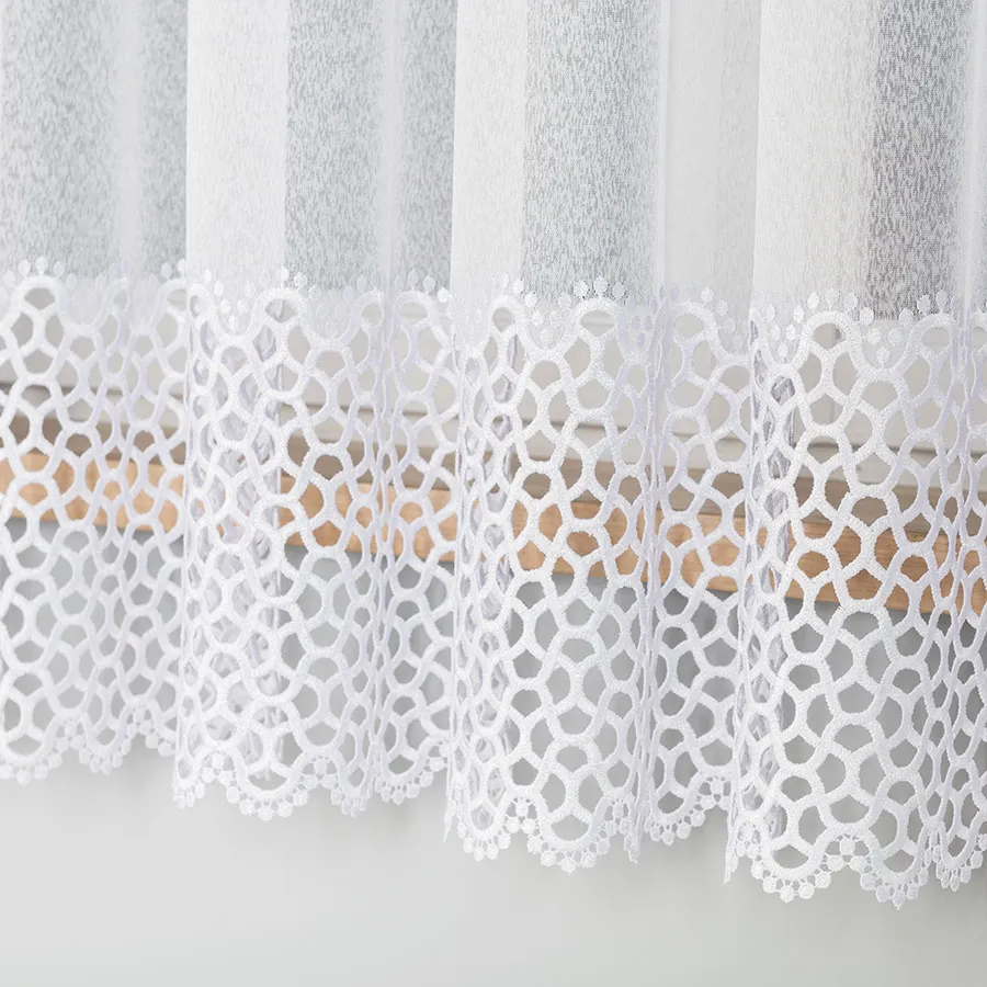 Firanka z aplikacją gipiurową 008897