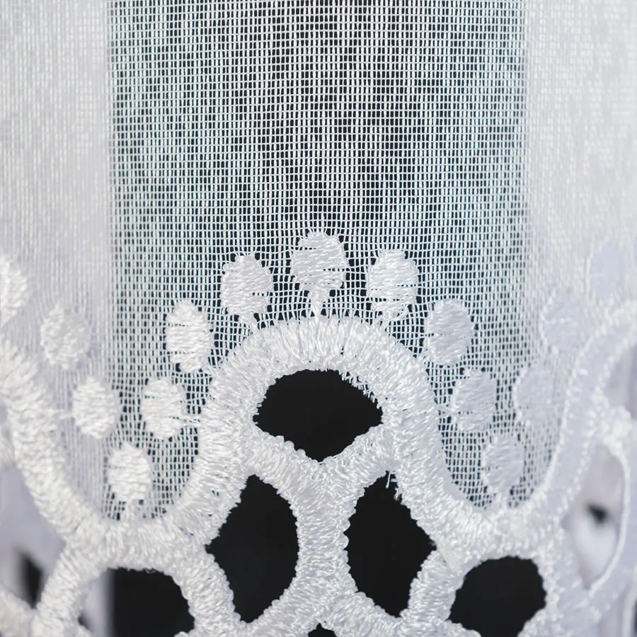 Firanka z aplikacją gipiurową 008897