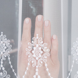 Firanka haftowana 033401 Firanka haftowana 033401