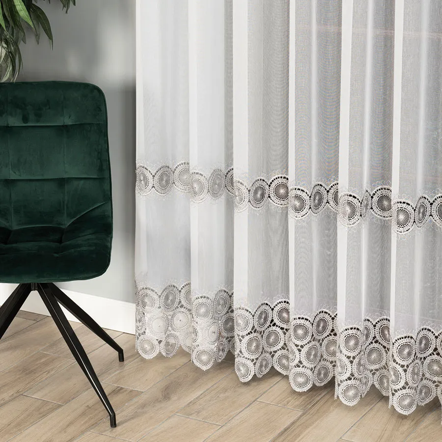 Firanka z aplikacją na markizecie 112769