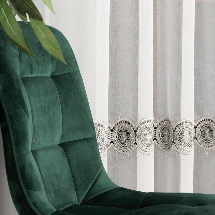 Firanka z aplikacją na markizecie 112769