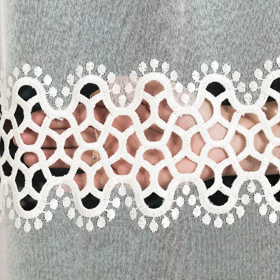 Firanka z aplikacją gipiurową 008897