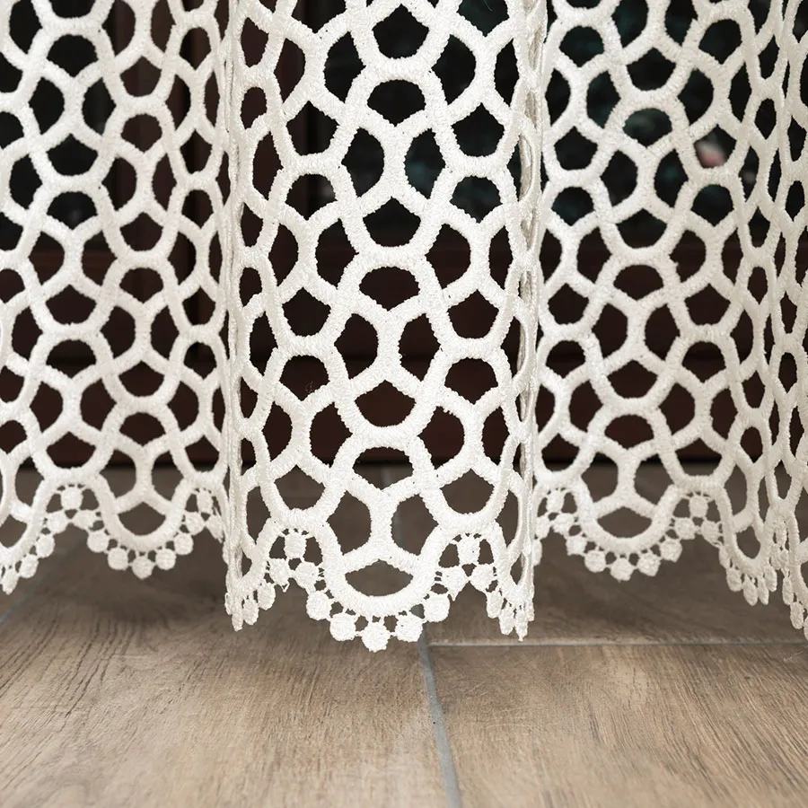 Firanka z aplikacją gipiurową 008897