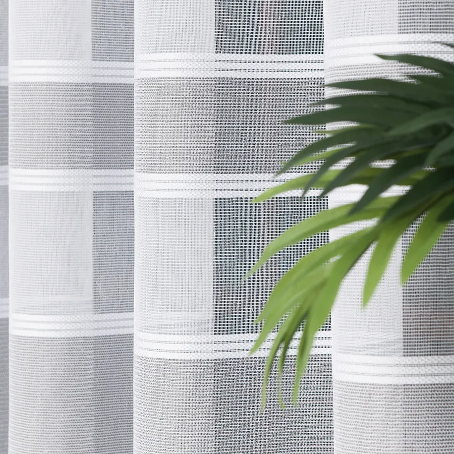 Firanka gotowa na taśmie CORREA