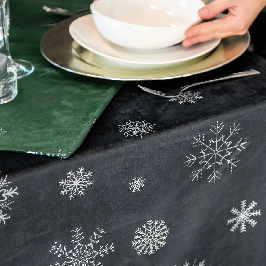 Obrus / bieżnik / serweta ŚNIEŻKI