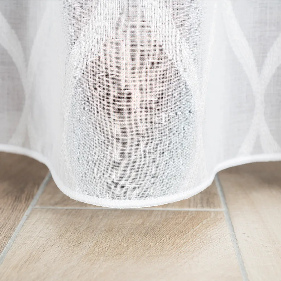 Firanka gotowa na taśmie MODELLI