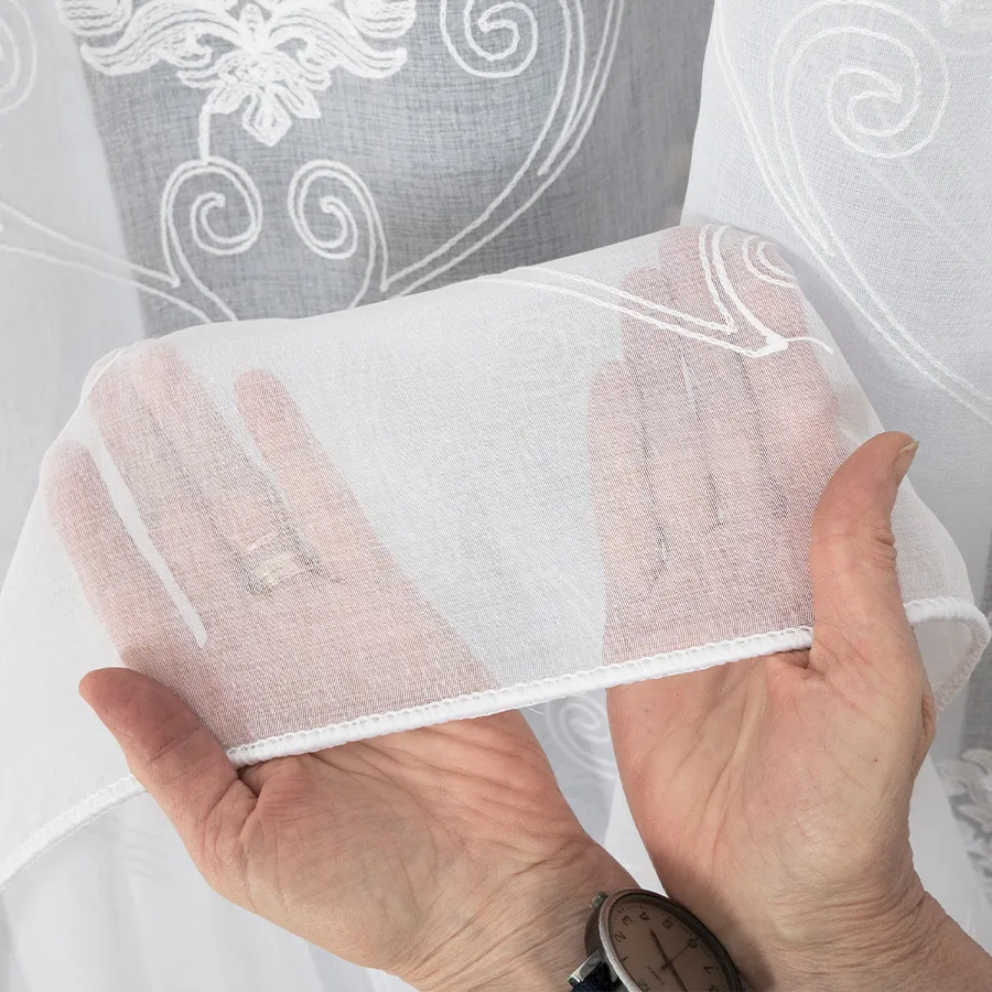 Firanka gotowa na taśmie MAZZO