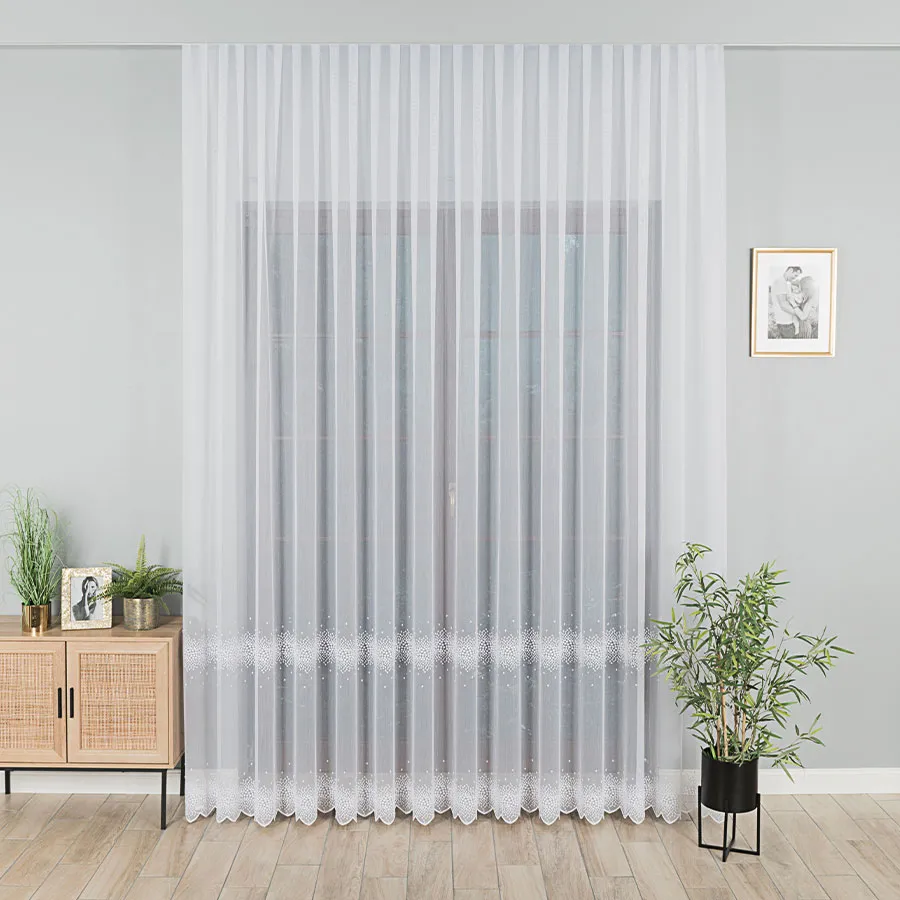 Firanka haftowana ze wzorem pasowym 112853