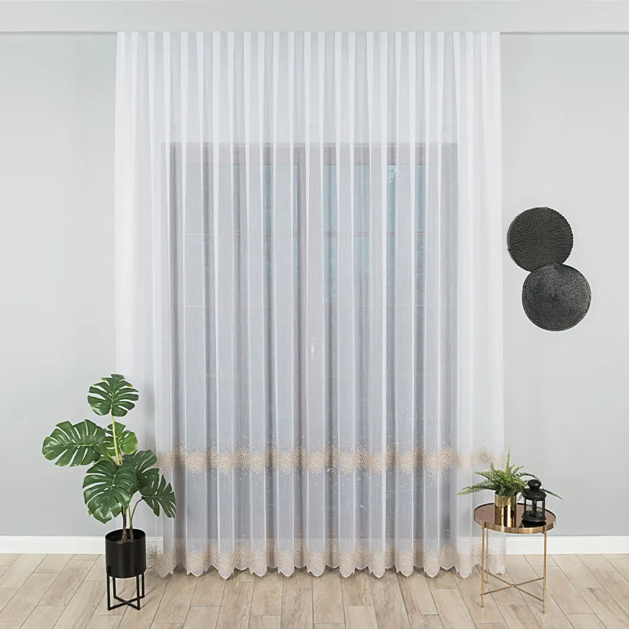 Firanka haftowana ze wzorem pasowym 112853