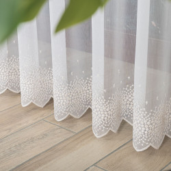 Firanka haftowana ze wzorem pasowym 112853 Firanka haftowana ze wzorem pasowym 112853