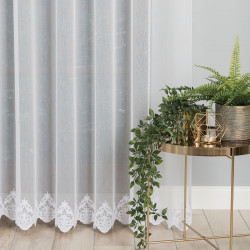 Firanka haftowana ze wzorem na samym dole 123592