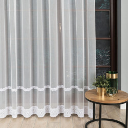 Firanka haftowana ze wzorem pasowym 127111