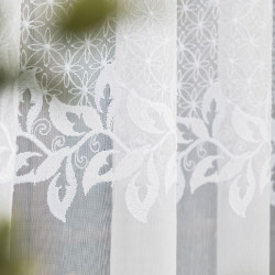 Firanka haftowana ze wzorem pasowym 127136 Firanka haftowana ze wzorem pasowym 127136