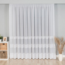 Firanka gotowa haftowana z taśmą PEPITKA Firanka gotowa haftowana z taśmą PEPITKA