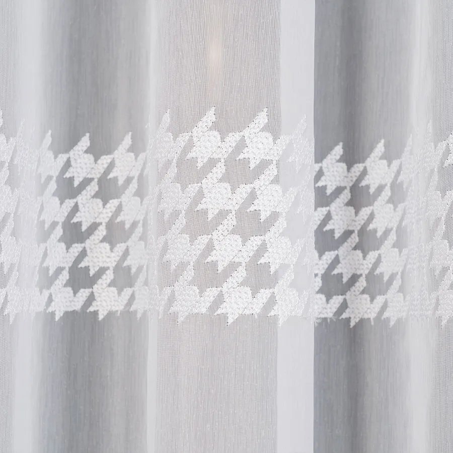 Firanka gotowa haftowana z taśmą PEPITKA