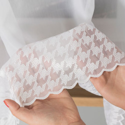 Firanka gotowa haftowana z taśmą PEPITKA Firanka gotowa haftowana z taśmą PEPITKA