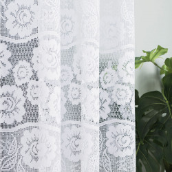 Firanka żakardowa ze wzorem pasowym 044136