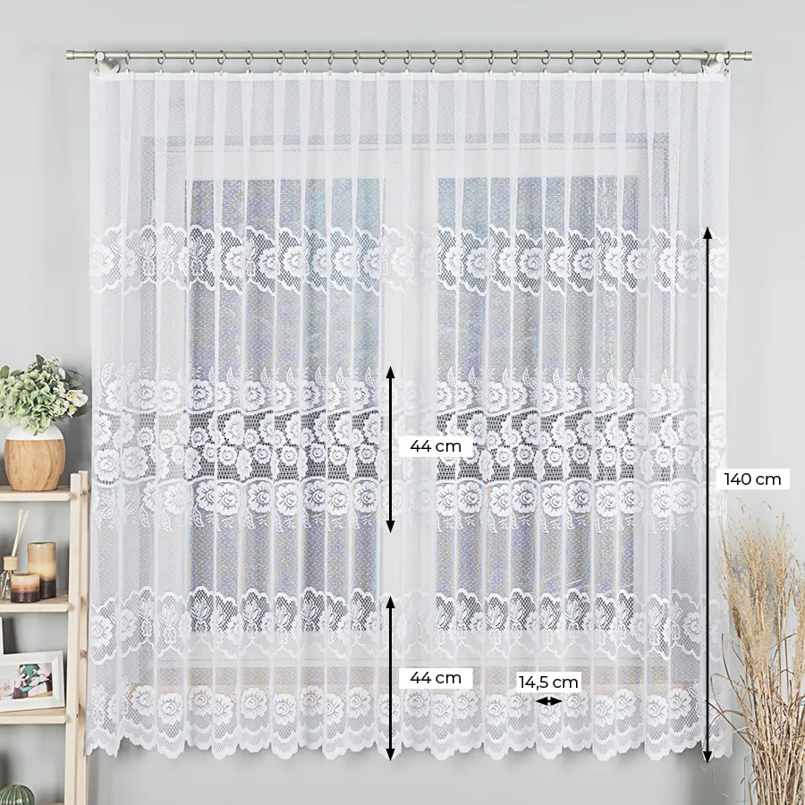 Firanka żakardowa ze wzorem pasowym 044136