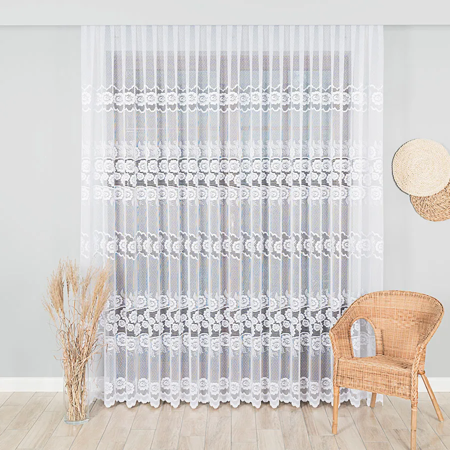 Firanka żakardowa ze wzorem pasowym 044136