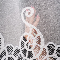 Firanka żakardowa ze wzorem pasowym 355000