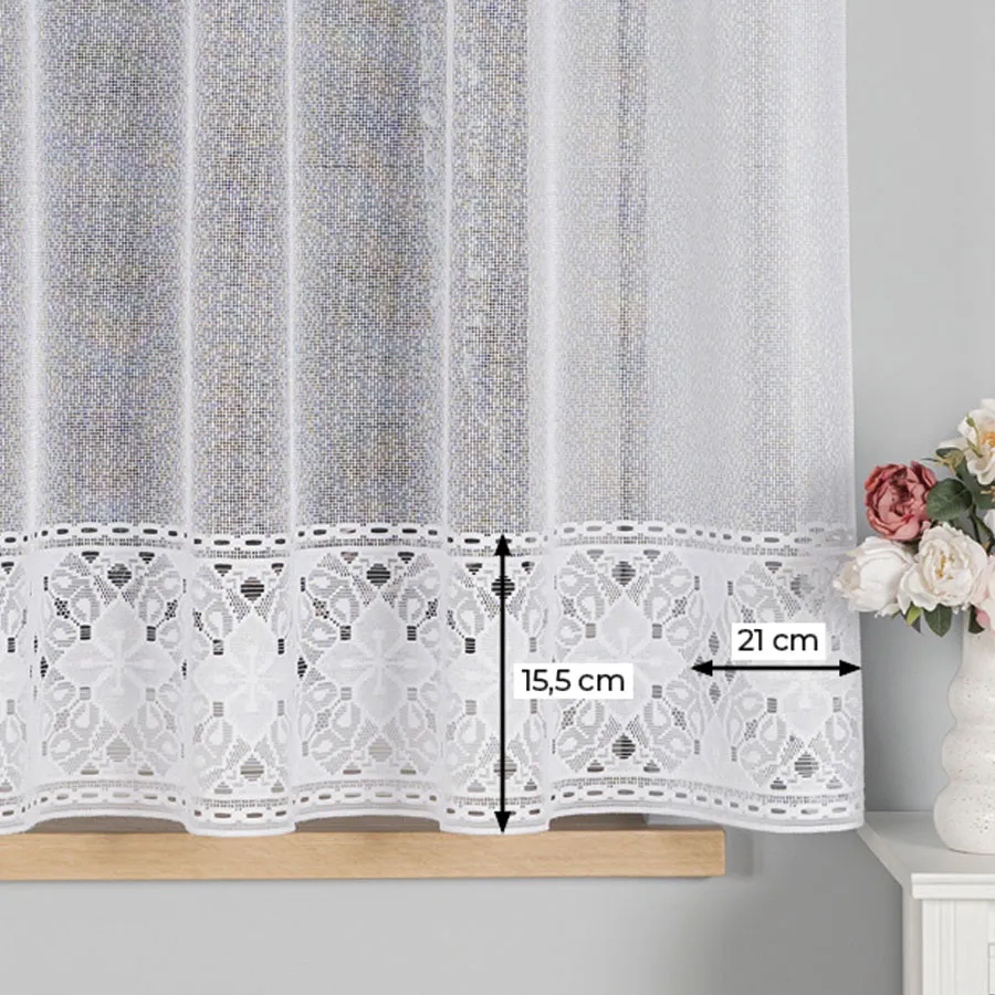 Firanka żakardowa ze wzorem pasowym 358700