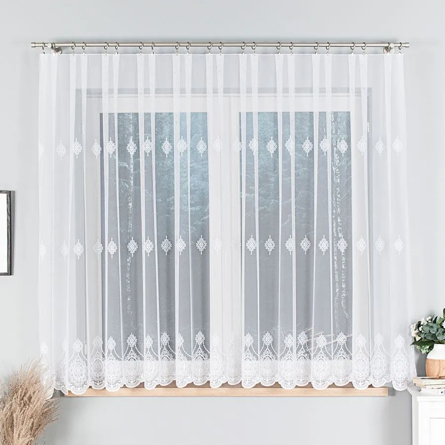 Firanka haftowana 033401