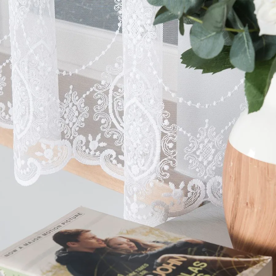 Firanka haftowana 033401