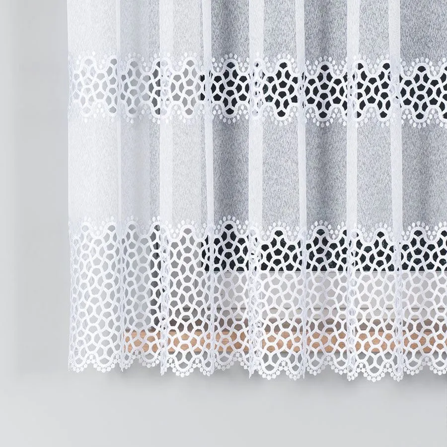 Firanka z aplikacją gipiurową 008897