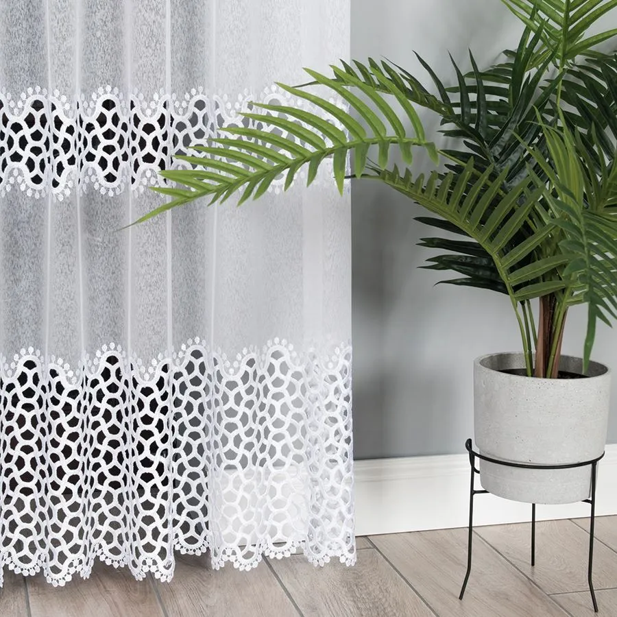 Firanka z aplikacją gipiurową 008897