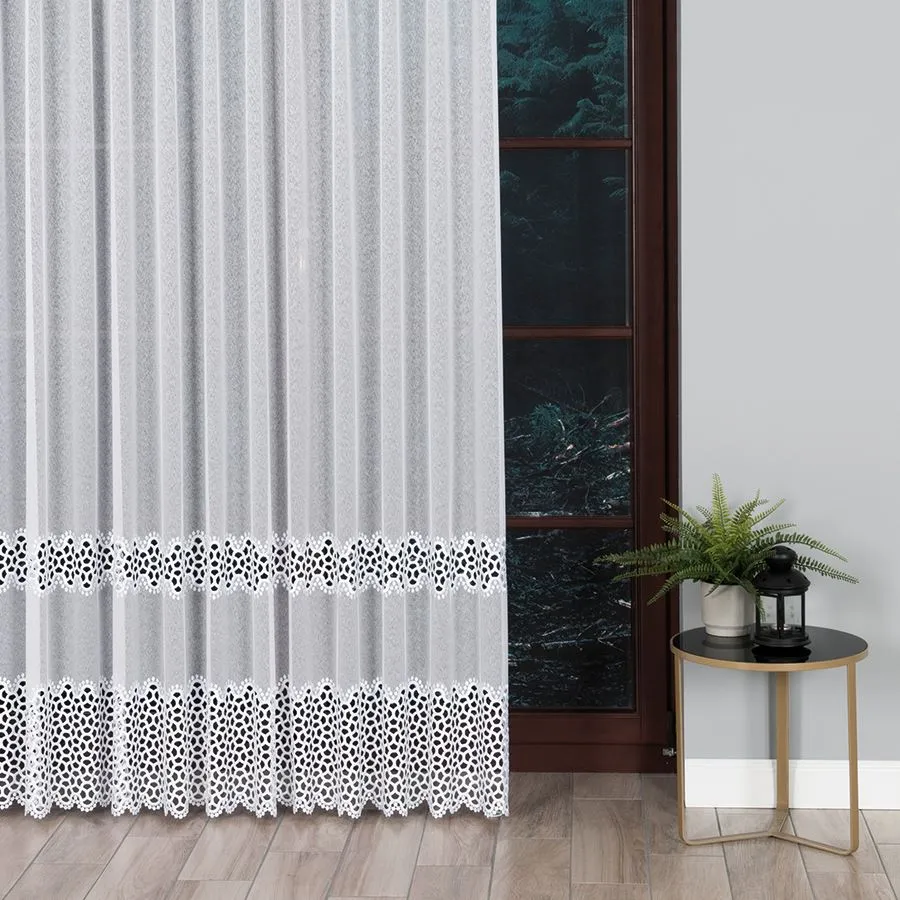 Firanka z aplikacją gipiurową 008897