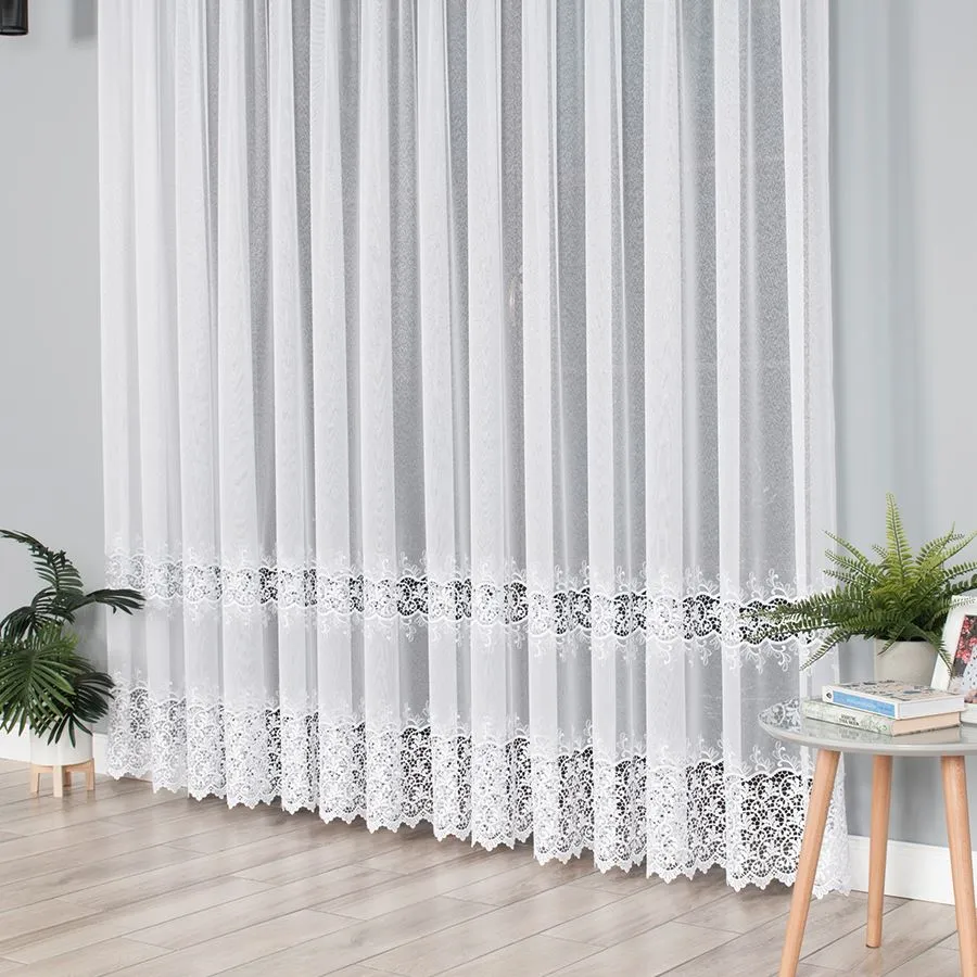 Firanka z aplikacją gipiurową 008210