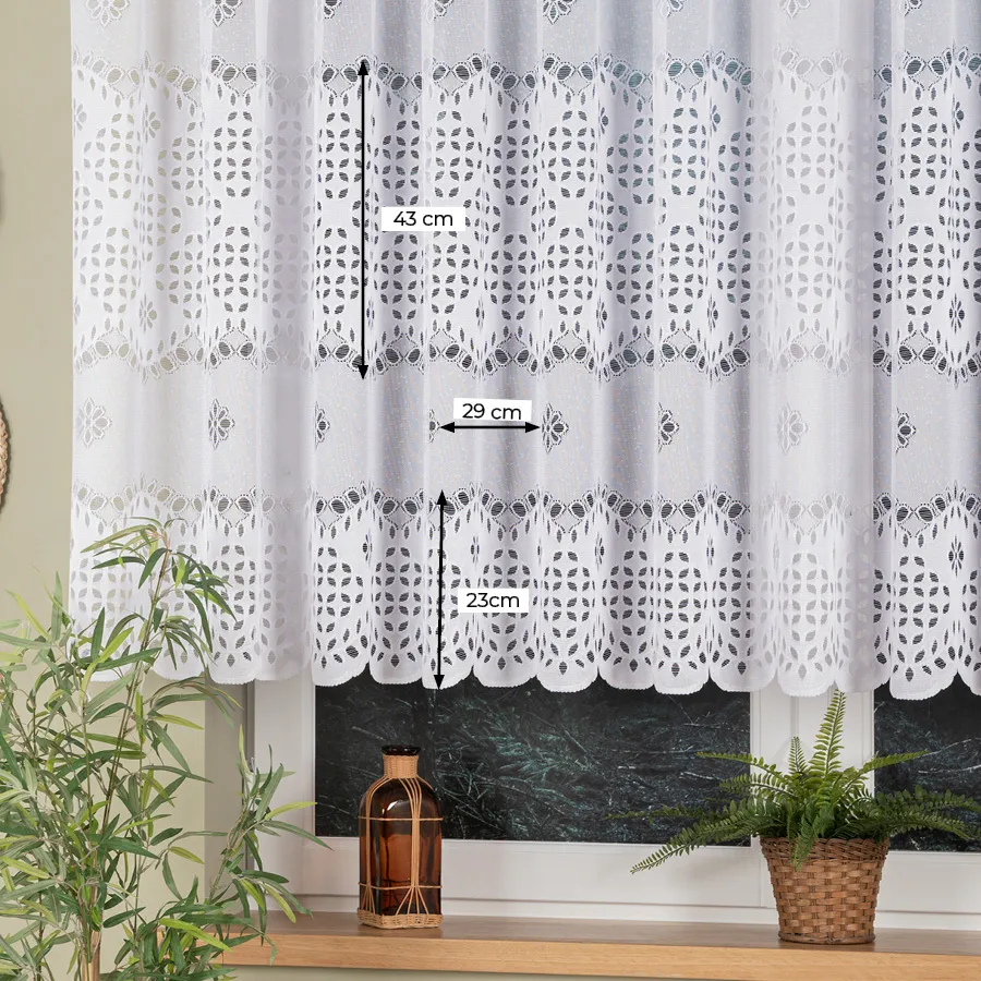 Firanka żakardowa ze wzorem pasowym 018999