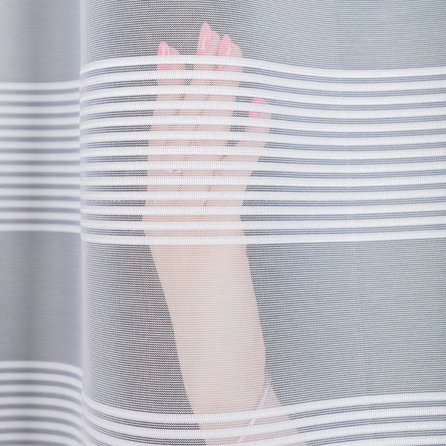 Firanka żakardowa ze wzorem pasowym 000282