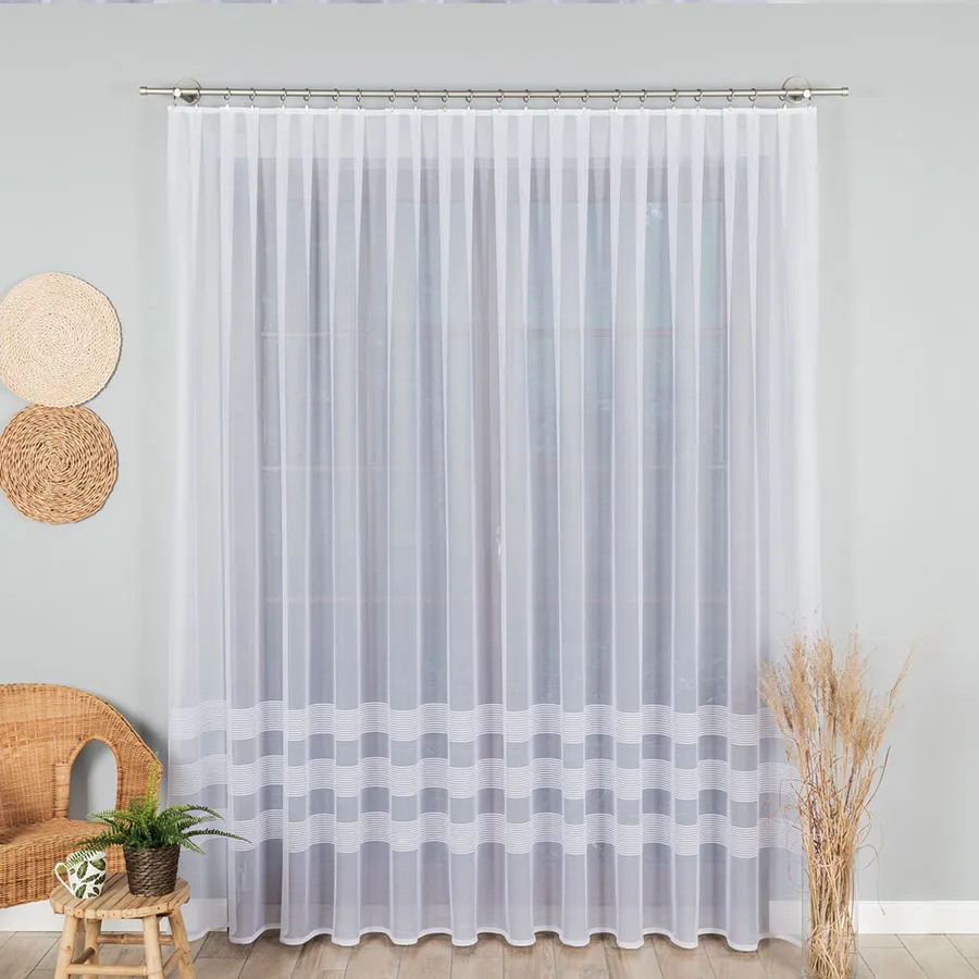 Firanka żakardowa ze wzorem pasowym 000282