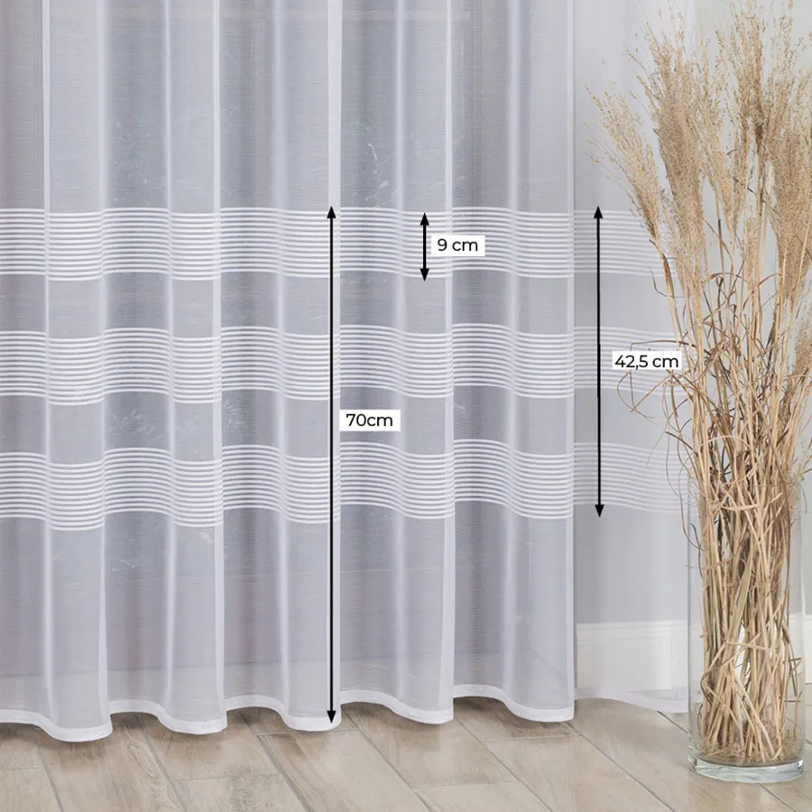 Firanka żakardowa ze wzorem pasowym 000282