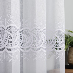 Firanka z aplikacją na markizecie ze wzorem pasowym 008828 Firanka z aplikacją na markizecie ze wzorem pasowym 008828