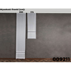 Firanka z aplikacją ze wzorem pasowym 009211 Firanka z aplikacją ze wzorem pasowym 009211