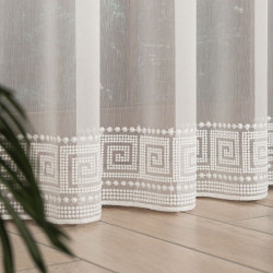 Firanka haftowana ze wzorem na samym dole 127195 Firanka haftowana ze wzorem na samym dole 127195