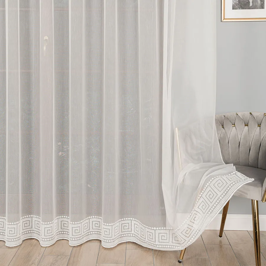 Firanka haftowana ze wzorem na samym dole 127195