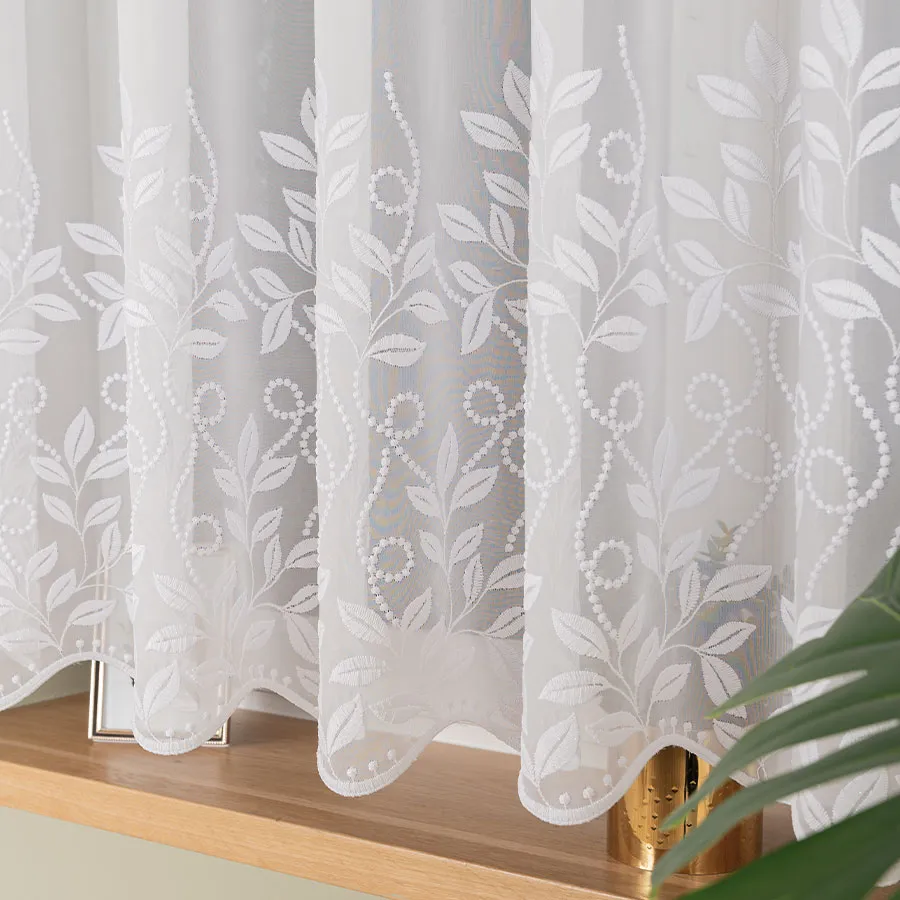 Firanka haftowana na woalu 242778