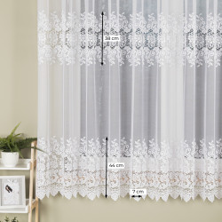 Firanka żakardowa ze wzorem pasowym 015327