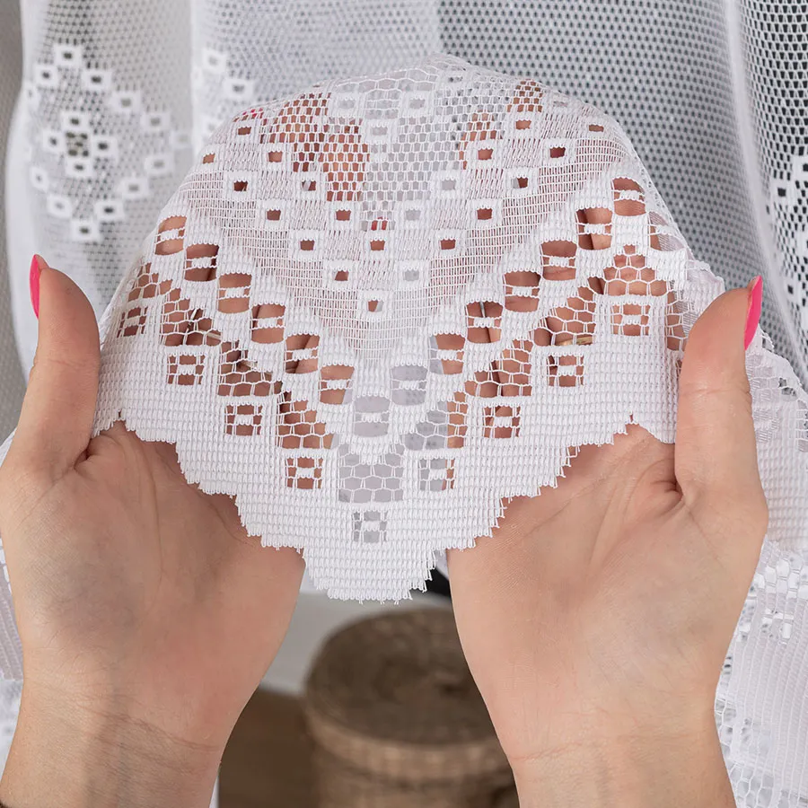 Firanka żakardowa ze wzorem po całości 044255