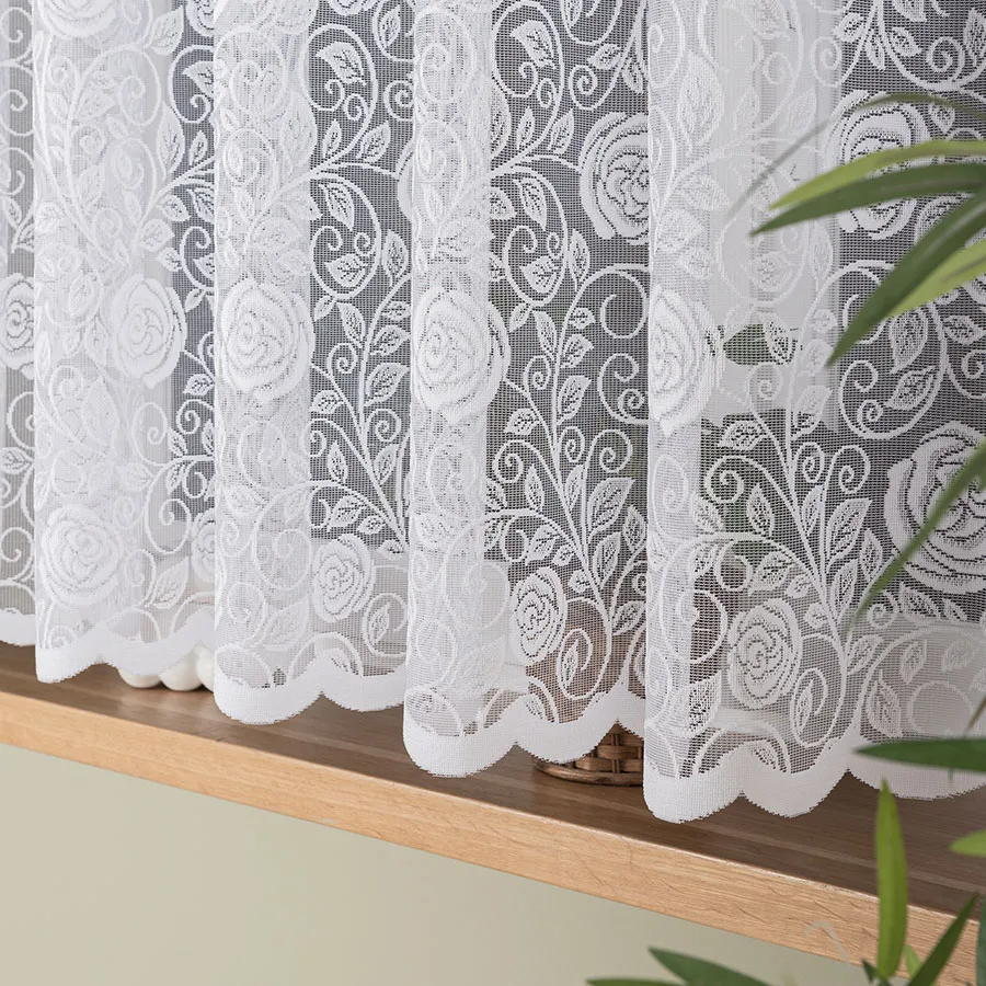 Firanka żakardowa ze wzorem na samym dole 107240