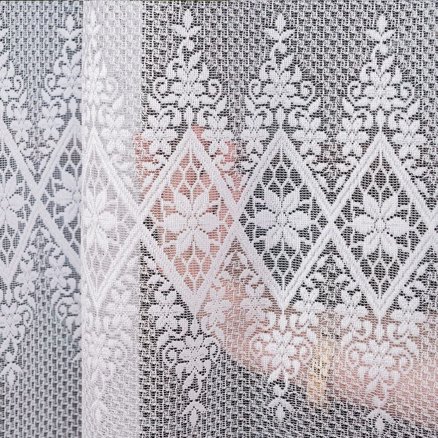 Firanka żakardowa ze wzorem pasowym 132029