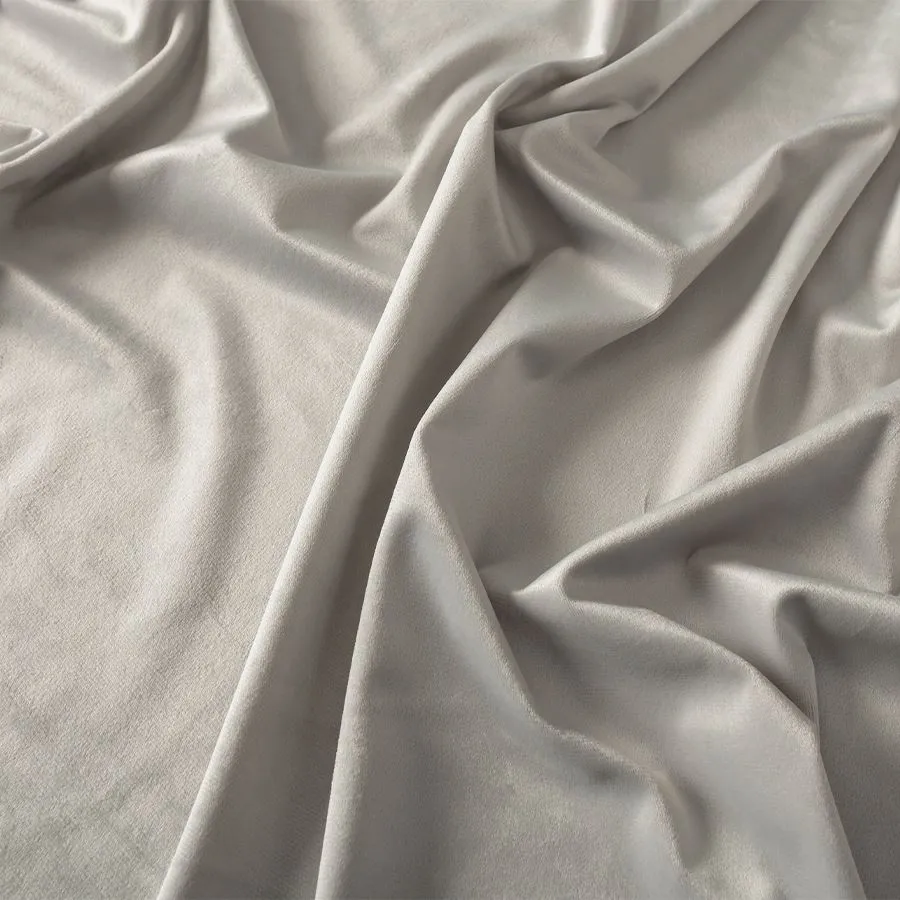 Zasłona gotowa na przelotkach VELVI