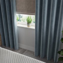 Zasłona gotowa na przelotkach VELVI